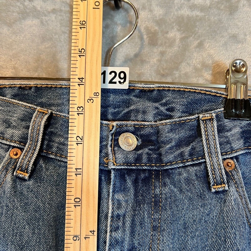 Levis 505 Jeans Mens 38x32(29) Medium Wash Regular Fit Straight Leg Causal Work - Picture 3 of 10